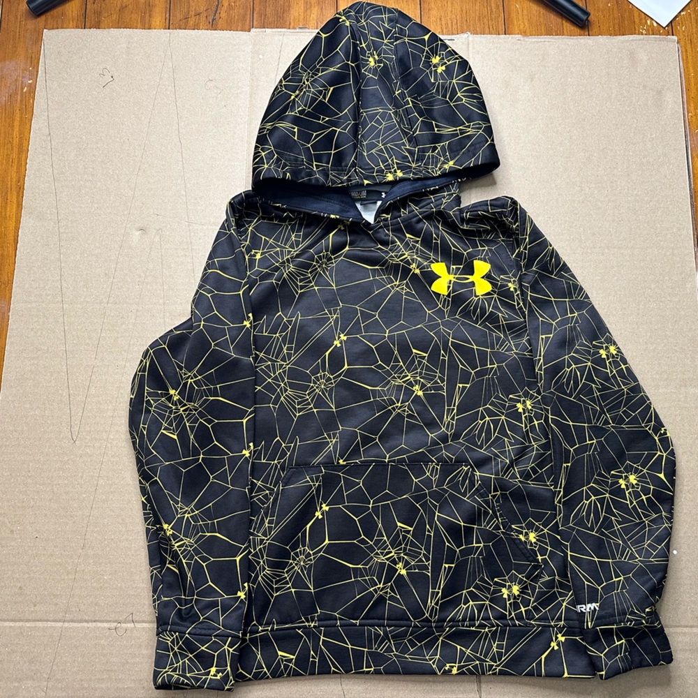 boys Under Armour storm hoodie